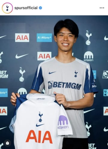ついに本格合流！ トッテナム加入、20歳日本人DFの練習初日が話題！ 英語でのやり取りも「頑張ってる」「どんどん成長してゆくんだろうな」