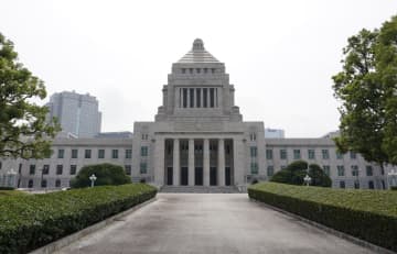 参院選最終盤、激戦区で論戦　首相、支持拡大へ懸命