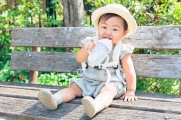 猛暑到来！子どもの水分補給､水･麦茶だけでは危ない！小児科医に聞く夏の水分補給､OK・NG