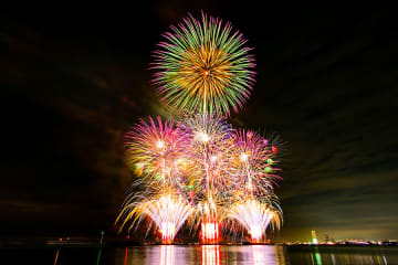 関西・大阪の「花火大会２０２５」、７月・８月開催まとめ