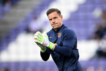 バルサのGKテア・シュテーゲンに手術の可能性…背中の痛みで練習回避、新シーズンの序列に影響も