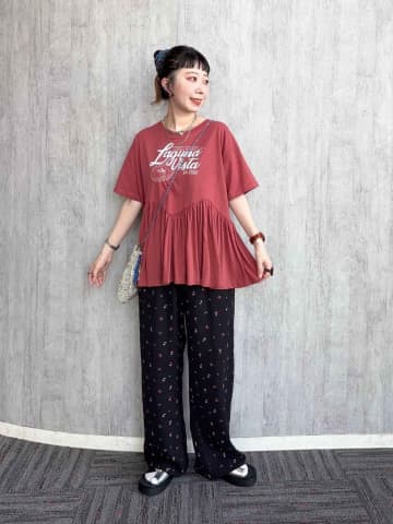 シンプルすぎコーデは【niko and ...】で解決！ この夏真似したい「柄ボトムコーデ」