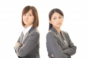 「話していたのは私ですよね？」人の話を遮り、ああ言えばこう言う年下同僚に嫌悪感「正直面倒」