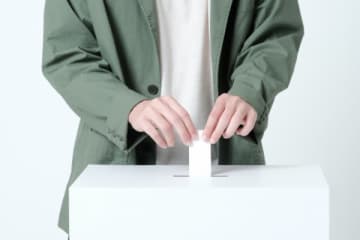 31歳夫、選挙に一度も行かず「1票じゃ変わらない」　しかし、政治への文句は一人前で……妻のモヤモヤに賛否