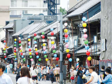 2日間の開催→1日のみに　埼玉・川越の夏の風物詩「川越百万灯夏まつり」　26日に開催　暑さ対策のミスト稼働の費用や人件費、豪雨への備え重なり「2日間の開催が厳しい状況」と判断
