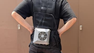 今度は水冷ウェア！？新次元の涼しさ「ペルチェチラー」採用の「ChillerX」試作機を試してみた