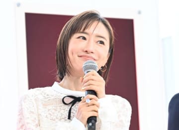 松本まりか、40歳でセーラー服姿披露！「各部署から止められたのですが…」