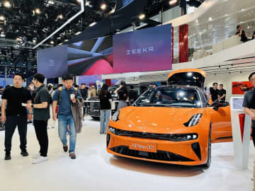 吉利汽車が極氪を完全子会社化へ、米国上場廃止し経営統合を強化