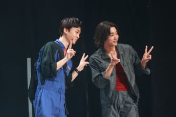 「ウルトラマンオメガ」ソラト＆コウセイ、ウルサマで息ピッタリな掛け合い　子どもたちの声援パワーで生変身