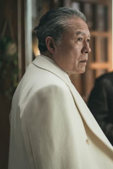 『優しい男の物語』に重みと魂を与えるチョン・ホジンの円熟な演技が光る