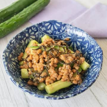 【納豆10パックが秒で消える！】ご飯と食べるだけじゃもったいない！コスパ最強の納豆レシピ4選