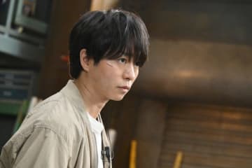 『放送局占拠』第2話　“武蔵”櫻井翔、武装集団がスタジオに用意した“ある装置”に息をのむ