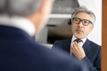 定年した夫に対して妻がストレスを感じる瞬間4選　熟年離婚を避けるには？関係値を戻す方法も
