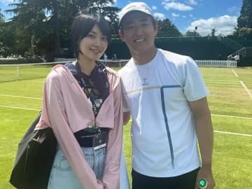 元お天気キャスター檜山沙耶、夫・西岡良仁選手とツーショット報告　ウィンブルドン選手権に帯同