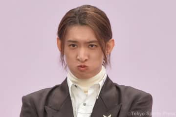 Snow Man 向井康二　デビュー当時振りが覚えられず「別室に行って泣いてた」