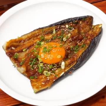 【なすは丸ごと食べたら最強♡】「うまさ引き立つ」「ふわとろ〜！」簡単おかずレシピ3選