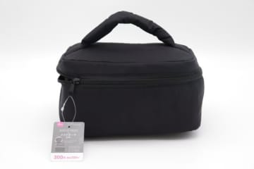 ダイソーで探してみて～！高コスパ×収納力おばけ！想像以上にたっぷり入る300円ポーチ