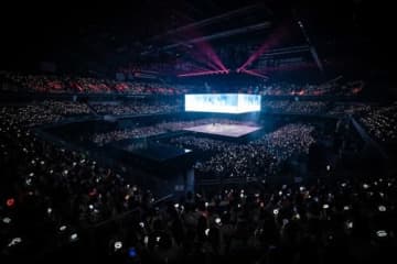 サプライズもあったTWICE革新的ワールドツアーの全容「足の力が抜けるほどうれしい」【写真15枚】