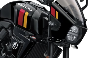 スズキ新型「GSX-8T＆8TT」公開　伝説のデザインを最新技術で再現