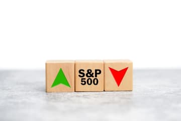 「S&P500」はもう上がりすぎ？ NISAで“今から”買うのは遅すぎる？ 今後の見通しや「リスク」をFPが解説