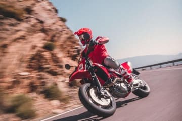 GASGASが大型免許取得者を応援！　最大7.7万円を購入サポート