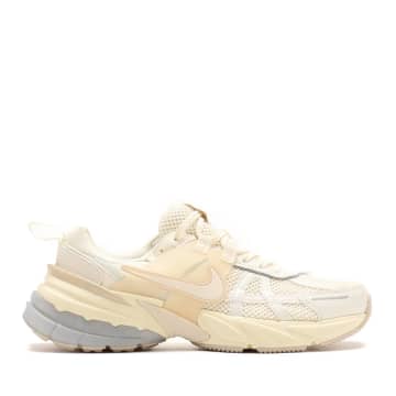 【NIKEスニーカー】どれ買う？ 大人に推したい「淡色スニーカー」