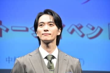 A.B.C-Z・戸塚祥太、ラブロマンスは「自分には不向き」　“当て馬常連客”中村嶺亜も「短期間で大人っぽく」