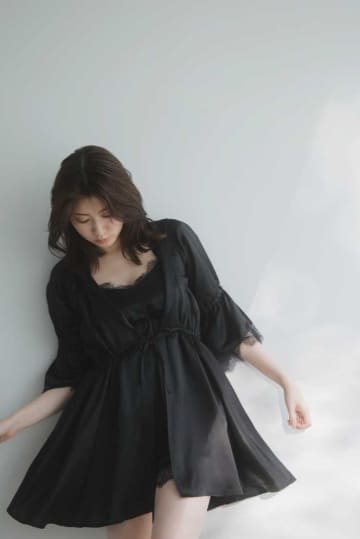dazzlin×吉田朱里が贈る、可愛さと機能を備えたカップイン新作
