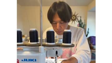 「えっ！遂に下着まで！？」ロッチ・コカド 涼しげな手作りトランクスを披露！3枚の柄違いデザインに「めっちゃかわいい」「中岡さんが似合いそう」
