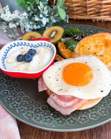 ゆらぎ世代の私を整える「朝ごはん習慣」。下準備なし＆10分で完成「ごちそうパン」レシピ2選