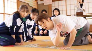 『ちはやふる－めぐり－』“肉まんくん”ことOBの西田優征（矢本悠馬）から入門テスト！？めぐるは退部を撤回、新たに3人入部したが…第3話あらすじ