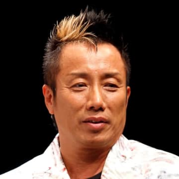 長渕剛と参政党・神谷宗幣代表との本当の関係は？…根拠のない「支持」投稿拡散でファンが分断される