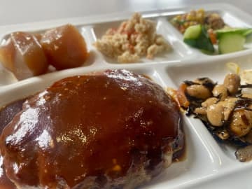 【千葉市】副菜は好きなだけ、700円で満腹ハッピー千両和らぎ食堂