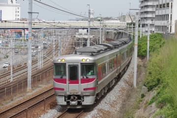 キハ189系で京都鉄道博物館へ直行！貨物線も走る鉄道ファン垂涎のツアー