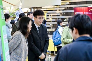 中国の都市部新規就業者数、1～6月は695万人