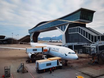 ６月の空港統計、日本旅行の需要減