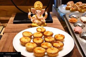 大阪城ビューで「食の博覧会」、珍しい世界のグルメが食べ放題に