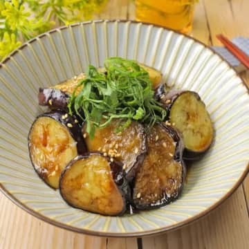 【なすだけで一品作るならコレ！！】「家族がどハマりした」「毎日でもいい」人気おかずレシピ3選