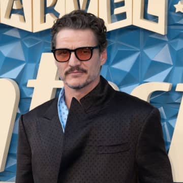 ペドロ・パスカル、ヒゲを剃った姿に「愕然」
