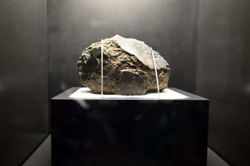 「火星の石」なぜあるの？ 万博・日本館の展示、見どころまとめ