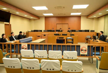 水戸京成百貨店雇調金詐取　元社長、無罪を主張　初公判　水戸地裁　茨城