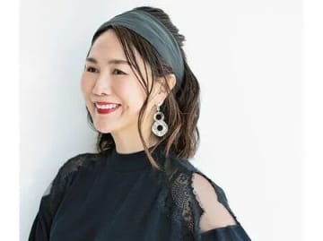 【40～50代】いつもとちょっと違うヘアスタイルに挑戦▶ふっくらトップでエレガントに♡