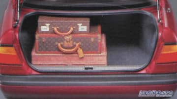 「何コレ硬っ！」当時は理解されずクレーム殺到だった日産の新しいクルマづくり。夢だった豊かさを手に入れた日本人の新たな羨望。