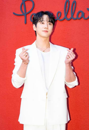 キムタクと共演する韓国人俳優イ・ジュニョン、海外ファンミーティングが急遽中止「現地の予期せぬ事情で」