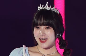 「だいすき！離さない」本田紗来、姉・真凜とのツーショットを公開⇨「仲良し姉妹すぎ」「尊い」