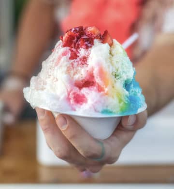 かき氷に"塩"や"オリーブオイル"！？試すとハマる！？かき氷に効く"ありえないけどウマい"食べ方5選