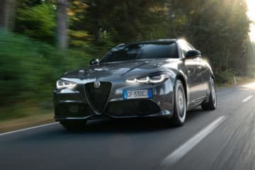 アルファロメオ「ジュリア」に新グレード「スプリント」を追加【走りに特化したスタンダードモデルで、価格は665万円】