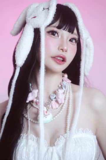 葵ローズ、デビュー曲「坏坏DANCE」がショートドラマ『交際0日婚』主題歌に　MV付きカラオケ配信も