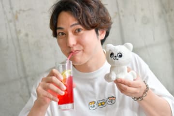 おるたなChannel・ないとーが訪問！南青山の隠れ家カフェが「URIBO」一色に！【本誌連載番外編】