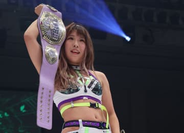 【スターダム】ＳＴＲＯＮＧ女子王座防衛のＡＺＭがシングル王者たちに宣戦布告「ベルトの勝ちを一番に」